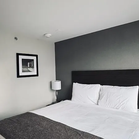 Capital Hotel Long Island City-3